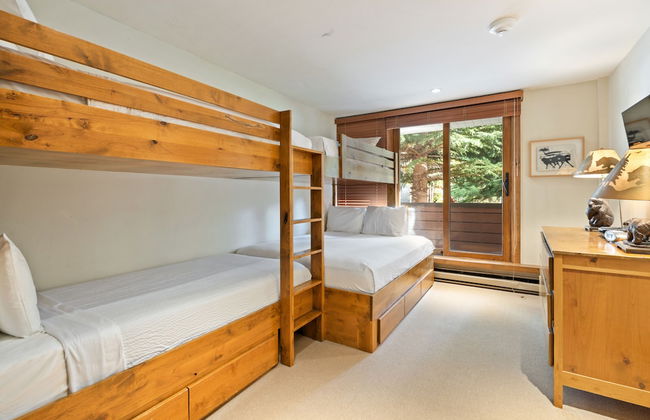 The Vail Spa Condominiums - Photo 48