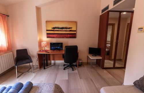 Apartamento cerca del centro de Granada - Foto 3
