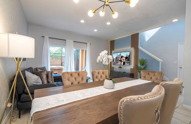 Cozy 4BR Regal Oaks w hot tub - Foto 17