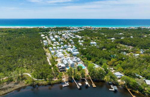 30A Pet Friendly Beach House - Pelican's Rest by Panhandle Getaways - Foto 4