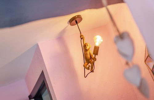 The Tipsy Bee At 143 - Foto 26