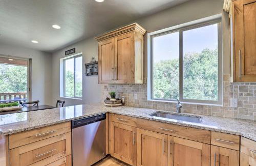 Spacious Resort Cabin in Manti-La Sal Mtns! - Foto 10