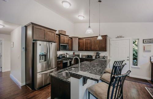 47MF - WiFi - Fireplace - Sleeps 6 - Foto 11