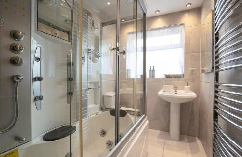 Sheldon Stay, modern 4 bed, 2 miles to NEC, BHX, JLR - Foto 13