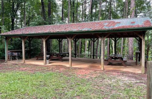 Romantic Cabin, Hot Tub, Lake Access, OutdoorLiving! - Foto 53