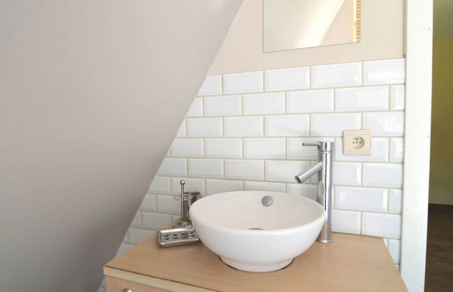 A Superb Cottage in the Middle of a Natural Park - Photo 9