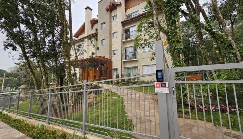 Amplo e luxuoso 2 suítes no Bavária - Foto 2