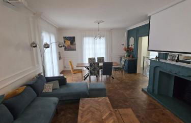 Une grande maison bleue - Photo 8