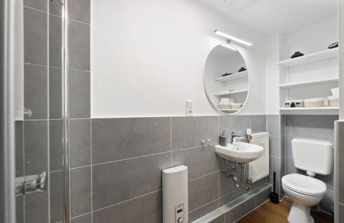 Modernes Apartement am Rhein in ruhiger Lage - Foto 8