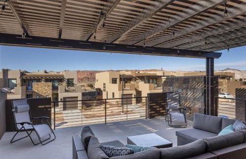 Poolside Plunge - Foto 31