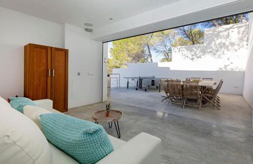Modern Villa with Seaviews Sleeps 14 - Foto 47