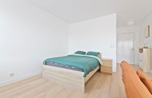 Studio Orly 15 min I Balcon, cuisine, Wi-Fi rapide - Foto 21