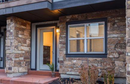 Rooftop Deck w Hot Tub Near Dining Ski Slopes The Lookout by AvantStay - Photo 26