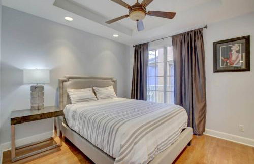 Private Patio Cali King Bed Walk to Las Olas - Foto 16