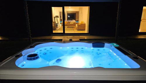 One of a Kind #PDL Luxury Retreat - Photo 4