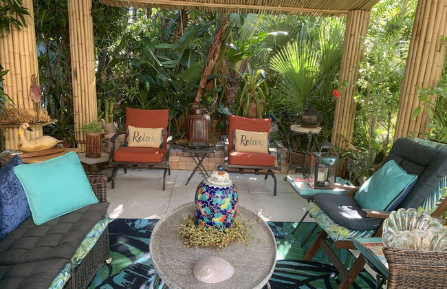 The Secret Garden Home Close to Beach, Shops, Restaurants, Pet Friendly, Close to Lucerne Ave! - Foto 12