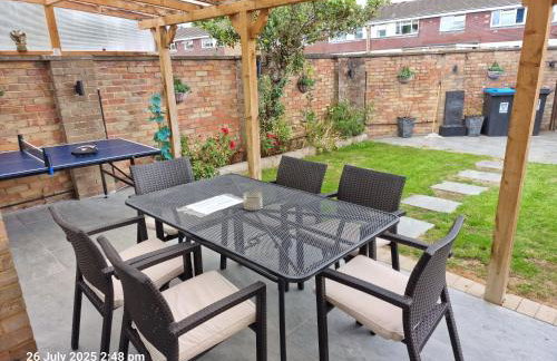 NightRest Homes Smart TV In Each Room - Parking - Hemel Hempstead - Foto 31