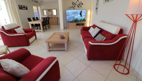 La Cèzenole - Villa climatisée 5 étoiles - Piscine Chauffée - Label Famille - Gorges de la Cèze - Foto 3