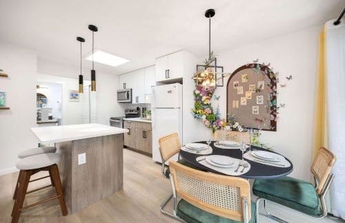 Secret Garden Bloom - 665sf 1BR Queen Anne Condo - Foto 9