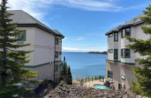 Amazing Lake View 2 Queen Bed Studio & Heated Pools - Foto 7