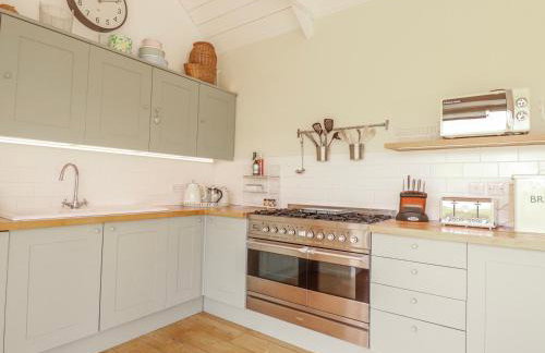 Roughtor Barn - Photo 15