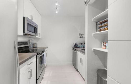 The Hidden Gem, King bed & Swimming Pool! - Foto 30