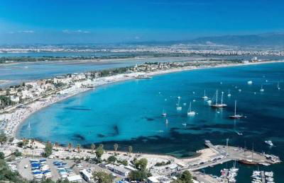 Colombo Palace - viale colombo 358 - Photo 5