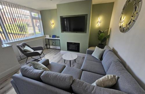 House - Sleeps 4 - Parking - Garden - City Centre - Foto 10