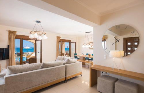 Irida beachfront Villa for 12 steps to amenities - Foto 9