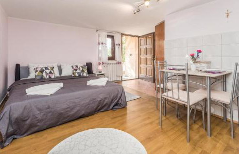 0-Bedroom Apartment In Radmani - Photo 11