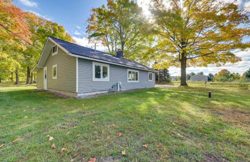 Cozy Harbor Springs Vacation Rental, 13 Mi to Town - Foto 24