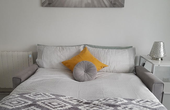 Whole Apartment With Balcony, Breakfast & Parking - Foto 8