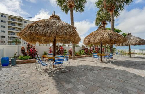 Beachfront Condo with Pool in Redington Shores - Foto 31