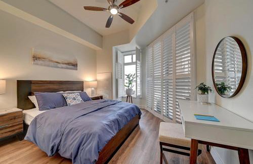 Ocean View Suite by Convention Center & Beach - Foto 31