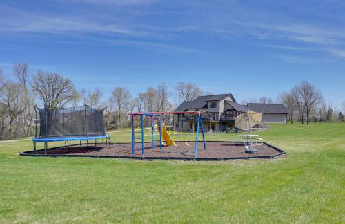 Expansive Retreat on 5 Acres in Shakopee! - Foto 39