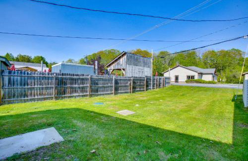 Charming Lake Ann Apartment - Walkable Location! - Foto 26