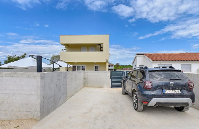 Modern Villa With Private Hydromassage Pool - Foto 31