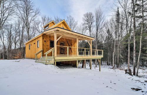 Newly Built Cabin w/ Hot Tub - 16 Mi to Stowe Mtn! - Foto 27