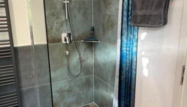 Bei Julia - Foto 5, Shower