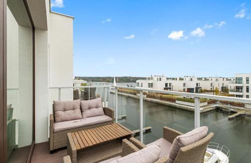 Sol Marina - Pool, SPA, Wellness, Riverview & Parking by Downtown Apartments - Foto 5