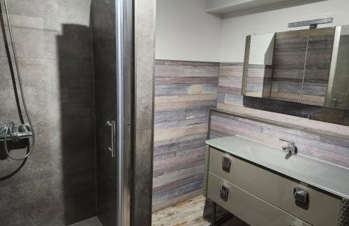 APPARTEMENT REZ DE JARDIN DANS VILLA VUE MER - Foto 14