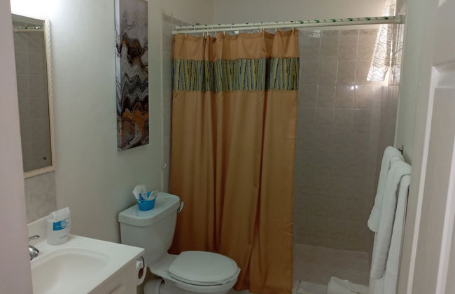 Cumber's Tropical Apartments - Foto 63