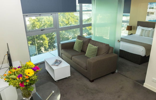 Evolution Apartments - Photo 23