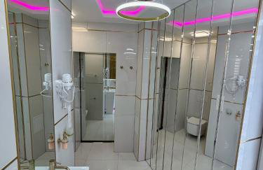 Apartament "Gold Luxury Dubai" Centrum z dużą wanną dla Dwojga - Foto 11