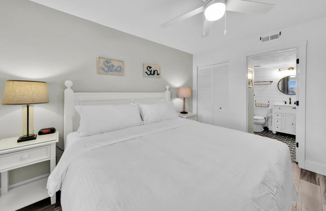 Pelican Beach 307 - Photo 4