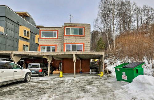 Walk to Town and Coast Anchorage Condo with Fireplace - Foto 24