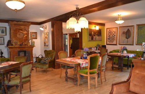 Za Siódmą Górą - Foto 71