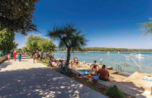 Stunning Home In Muraj With Kitchen - Photo 35