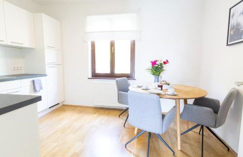 Rhein-Lahn Living - Modernes Design - Kontaktloser Zugang - Zentrale Lage nahe Rhein und Martinsburg - Apartments mit Küche & Wohnzimmer - Foto 5