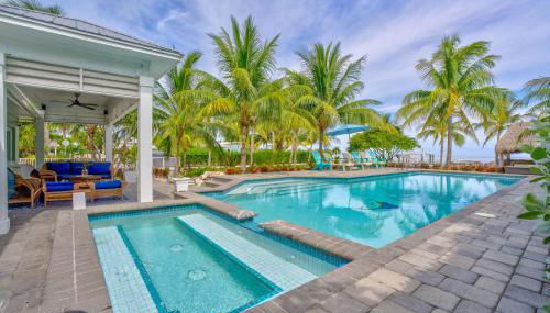 Paradise Point - Luxury Oceanfront Estate - Pool, Dock, Outdoor Kitchen & Family Amenities - Foto 2